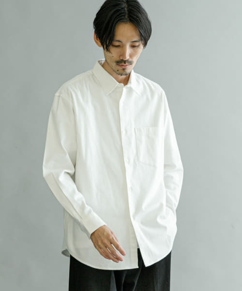 『UR TECH』レギュラーカラーシャツ