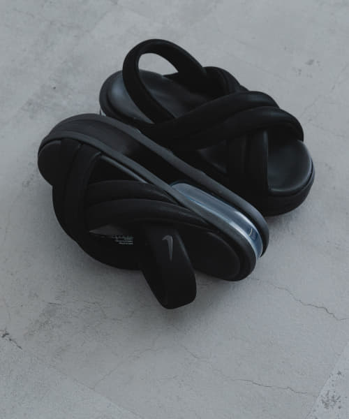 NIKE　エアマックスアイラサンダル