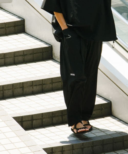 SEE SEE　WIDE TAPERED EASY PANTS w/DRAWSTRINGS