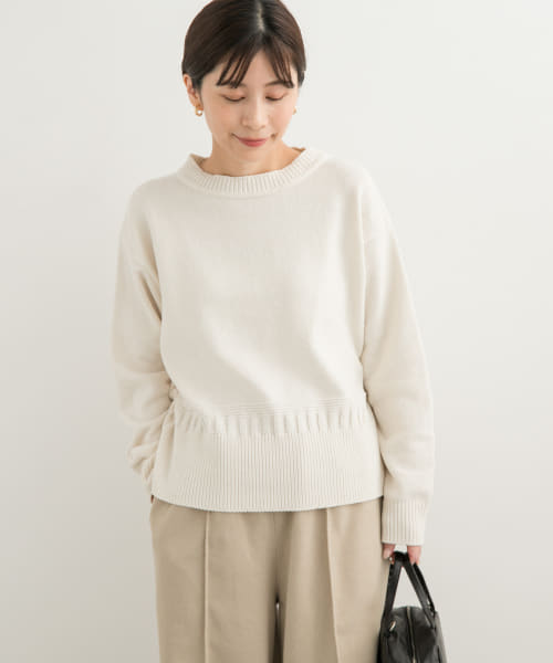 モールヤーンクルーネックニット