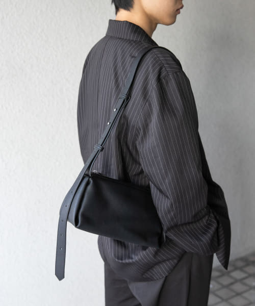 FLジップショルダーバッグ
