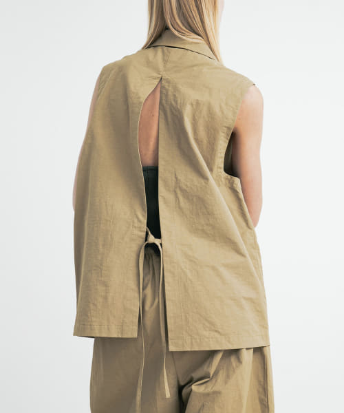no sleeve slit jacket