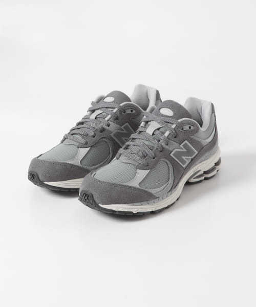 NEW BALANCE　2002R