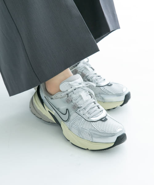 NIKE　ウィメンズV2Kラン