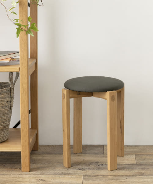 DOORS LIVING PRODUCTS　Round Stool
