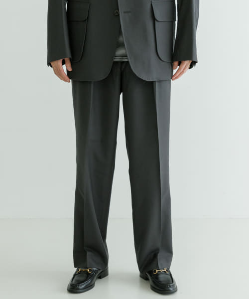 MARKAWARE　ONE TUCK TAPERED TROUSERS
