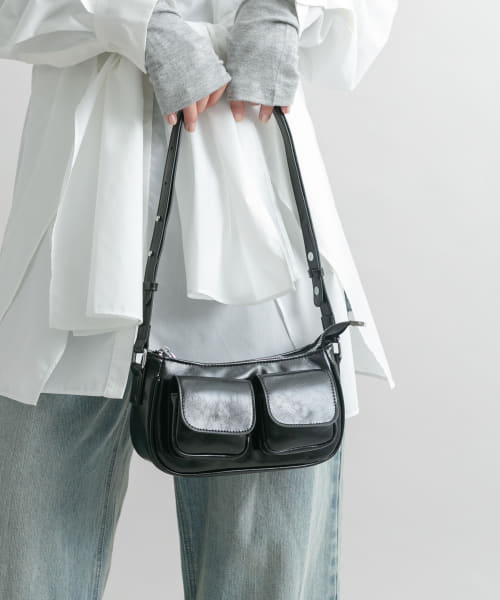 アウトポケットショルダーBAG