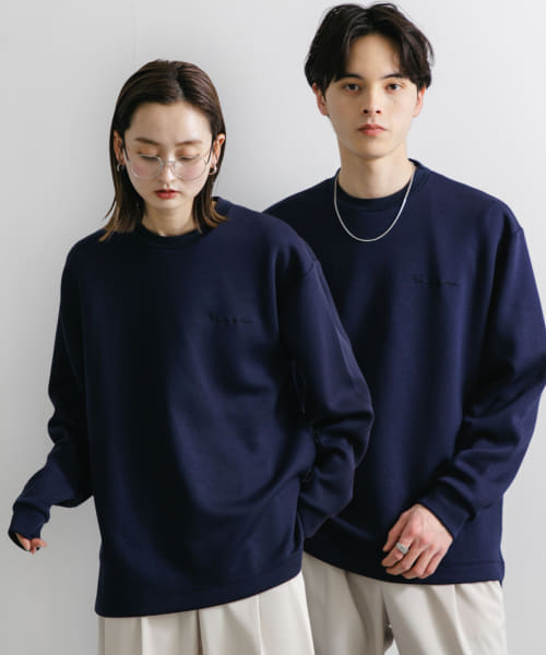 『ユニセックス』シシュウダンボールポンチロングスリーブTシャツ