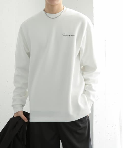 『ユニセックス』シシュウダンボールポンチロングスリーブTシャツ