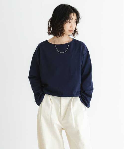 ショート丈ロングスリーブTシャツ