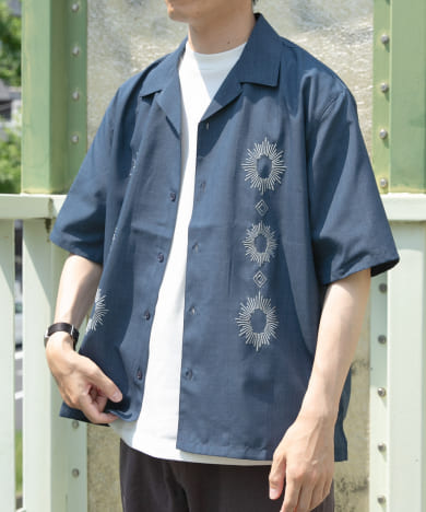 モチーフ刺繍ドライタッチ 半袖シャツ