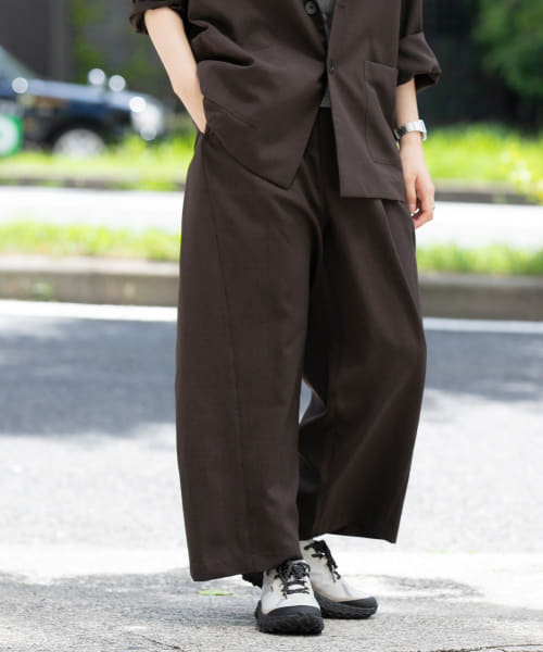 『UR TECH』租毛ライク ツイストシームパンツ