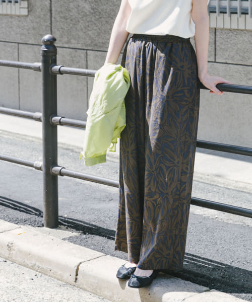 リネンレーヨンシャーリングパンツ