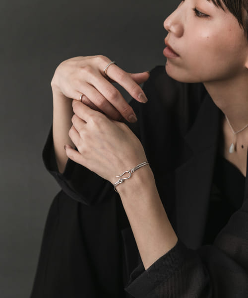 SMELLY so’　double chain bracelet