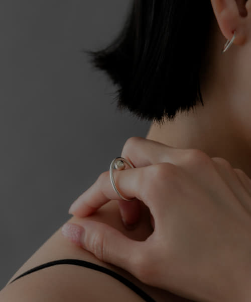 SMELLY so’　sphere oval ring