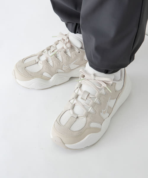 NIKE　ナイキウィメンズ　TECH HERA
