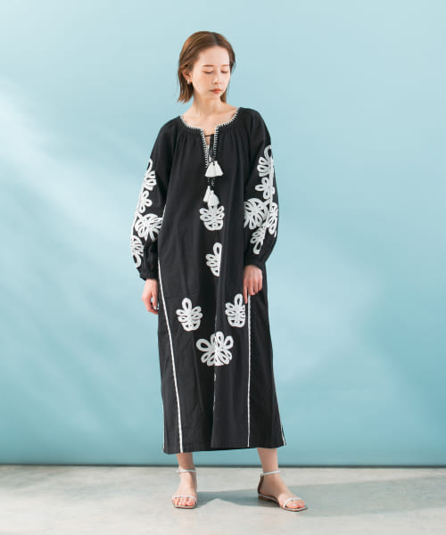 sara mallika　KAZAKHSTAN   DRESS