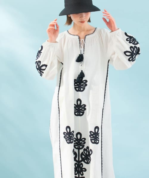sara mallika　KAZAKHSTAN   DRESS