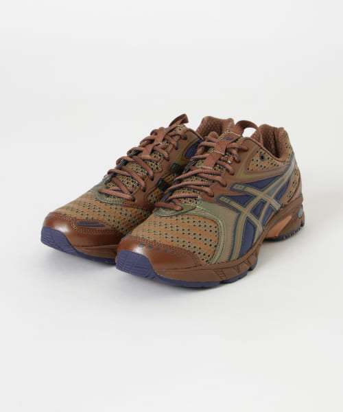ASICS　UB9-S GEL-DS TRAINER 14