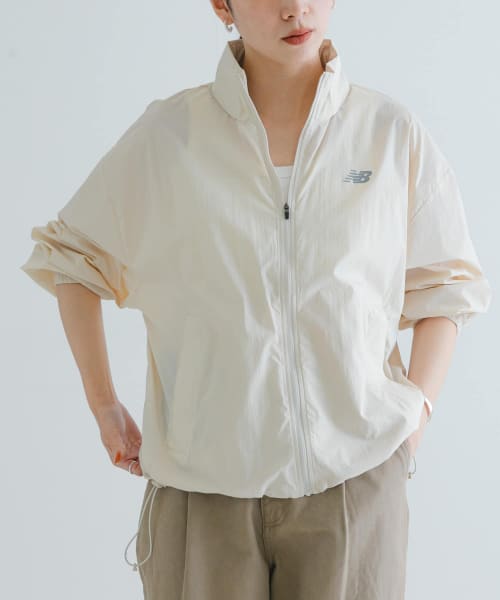 NEW BALANCE　Atウーブンジャケット