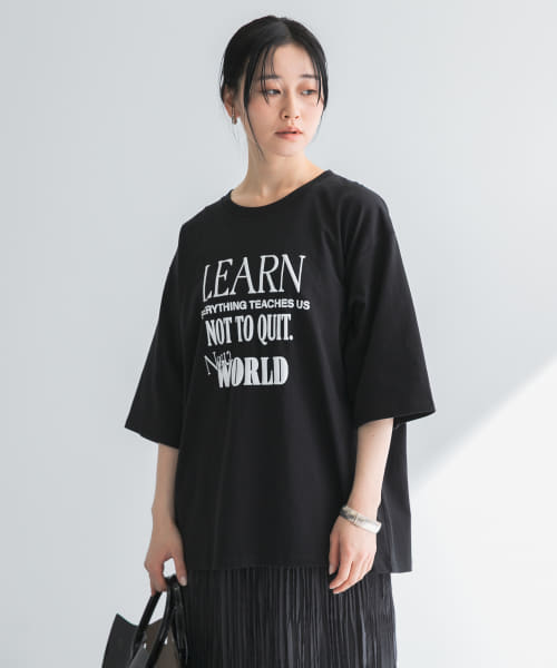 ロゴプリントルーズTシャツ