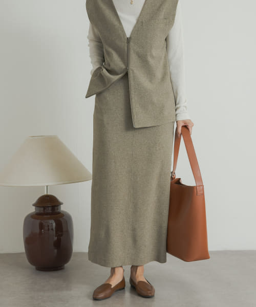 『UR TECH DRYLUXE』ストレートスカート