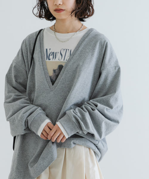 『MADE IN JAPAN』深Vネックルーズカットソー