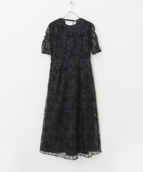 kaene　フロッキーパイピングドレス