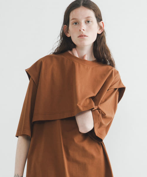 layered big tee