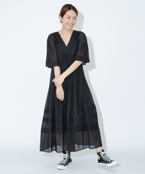 sara mallika　コットンボイルレースピンタックドレス