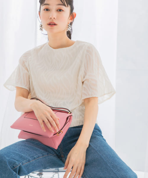 『WEB/一部店舗限定』セミシアーカットジャガードブラウス