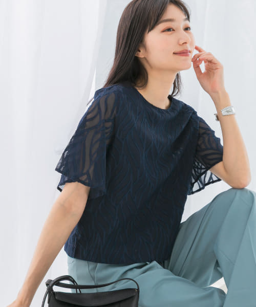 『WEB/一部店舗限定』セミシアーカットジャガードブラウス