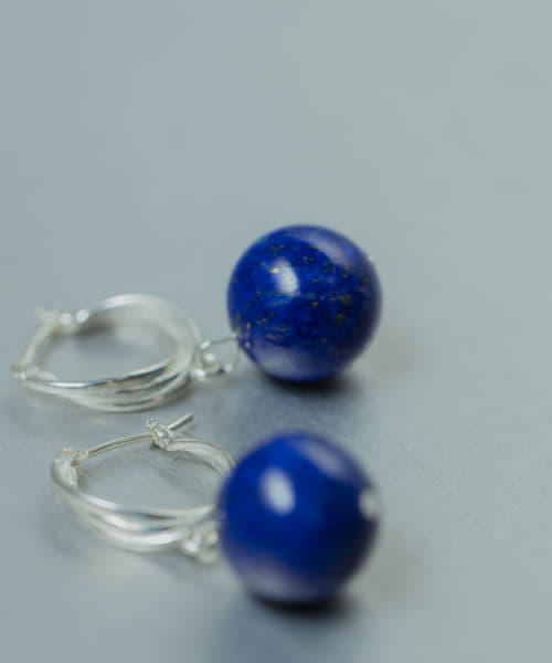 SMELLY so’　lapis lazuli pierce