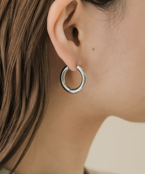 サージカルステンレスワイドフープピアス