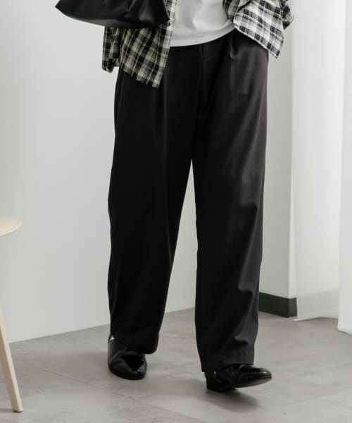 ダブルタックワイドパンツ