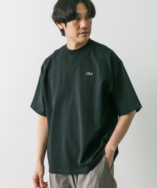 WAQ×DOORS　フィールドロゴTシャツ