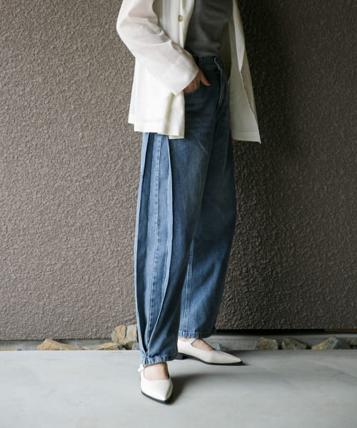 YENN　SIDE PLEATED DENIM PANTS