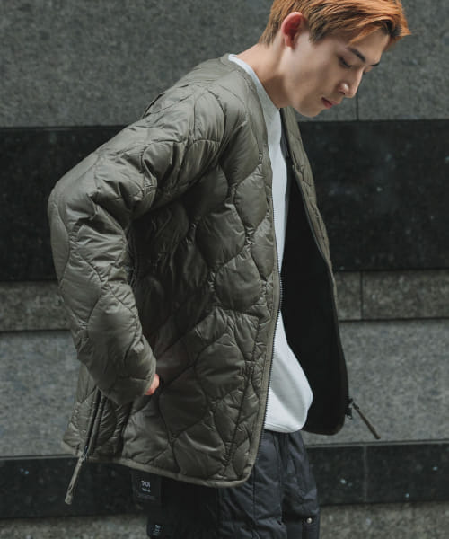 TAION　MILITARY Wzip V-NECK DOWN JACKET