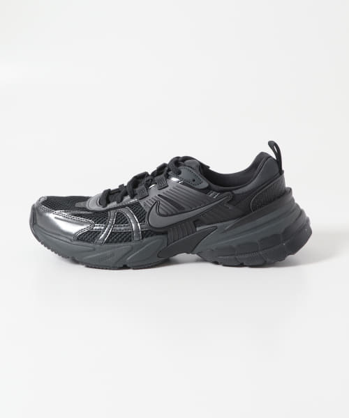NIKE　V2K RUN