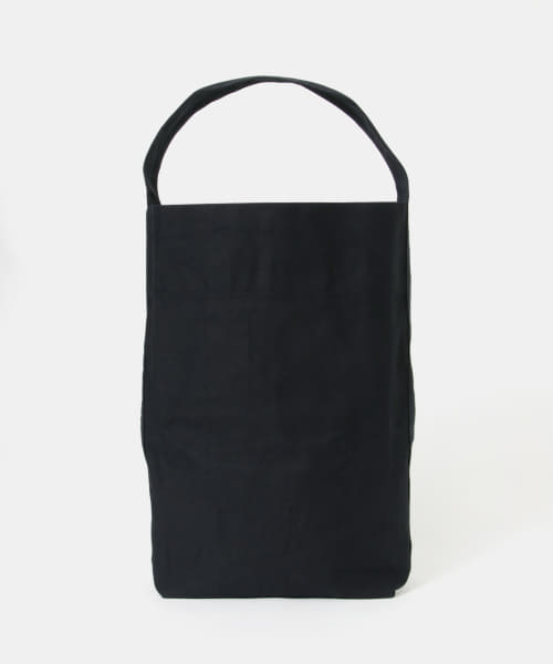 Kaan　MEGA BUCKET TOTE