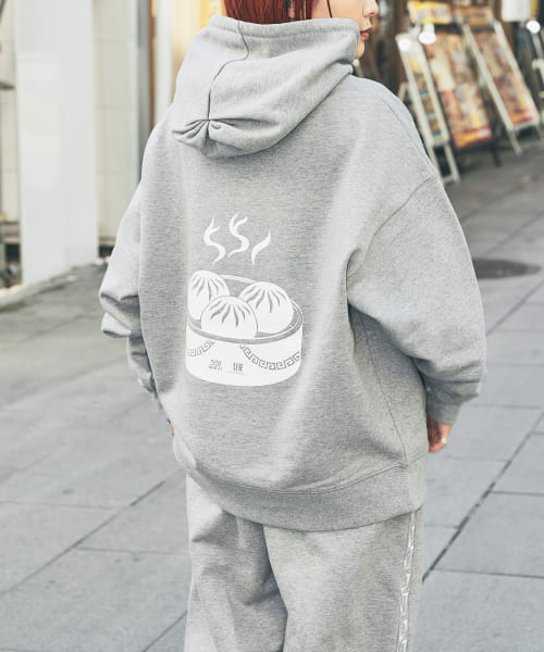 551蓬莱×UR　SWEAT HOODIE