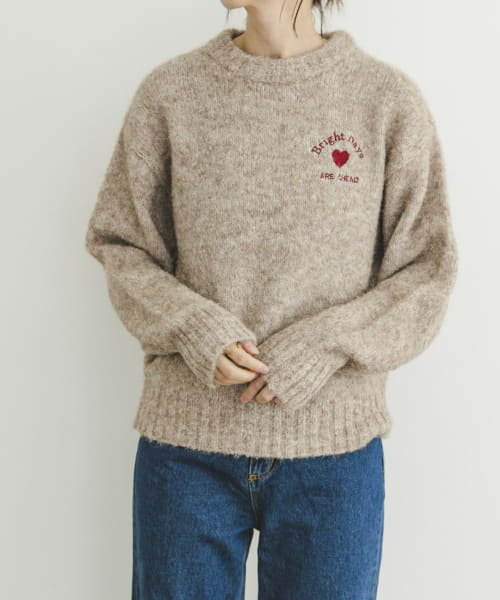 刺繍ロゴニット