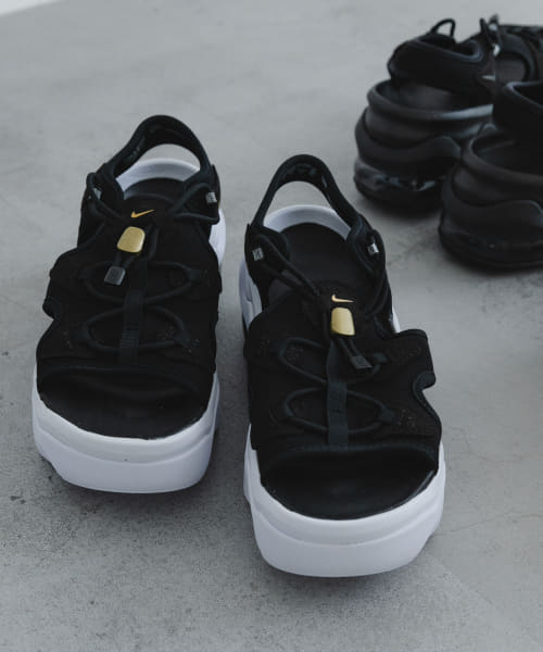 NIKE　エアマックスココサンダル
