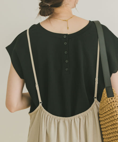 バックボタンフレンチTシャツ