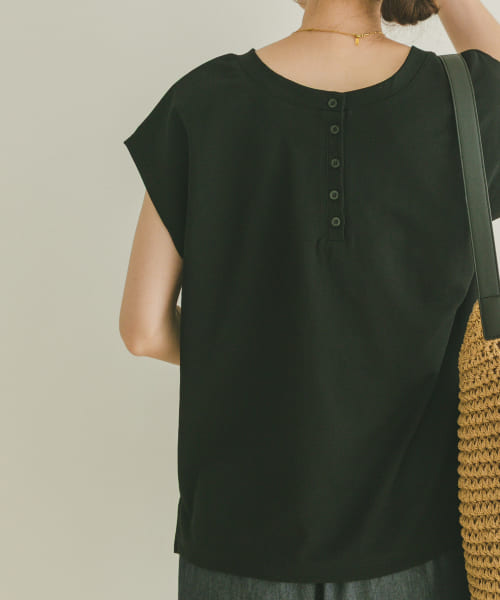 バックボタンフレンチTシャツ