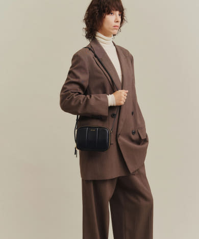 ADD CULUMN　PUFF THREE POCHETTE