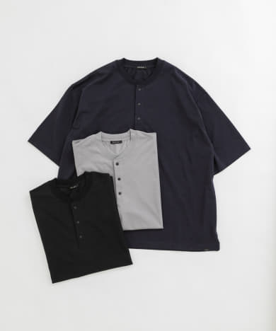 『UR TECH』ワイドヘンリーネックTシャツ