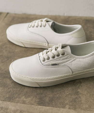 VANS　Authentic Lux