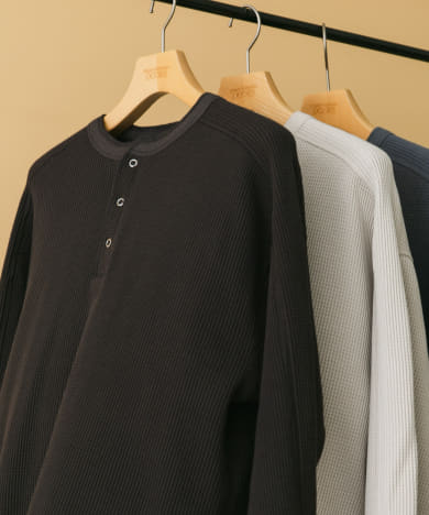 『UR TECH』 ワッフルヘンリーネック Tシャツ